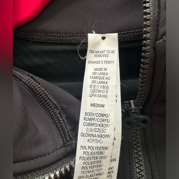 Savage X Fenty Cropped Zip Up w/ Mesh Back NEVER WORN - Picture 2 of 5